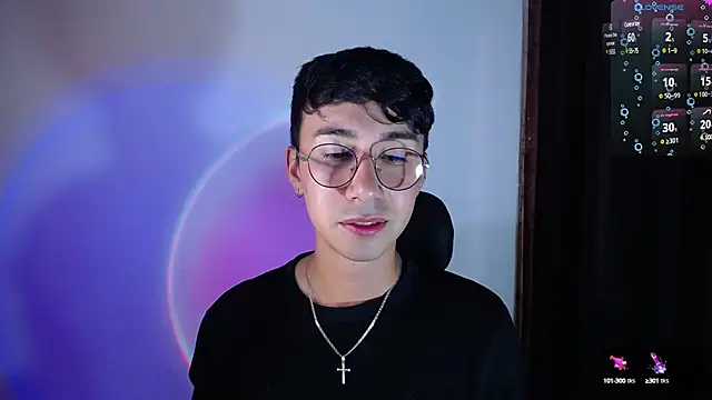 Snapshot of cameron_cum chatting on 01-29-25, 04:41 cameron cum online show from 01-29-25, 04:41