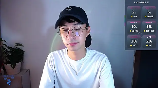 Snapshot of cameron_cum chatting on 02-22-25, 03:58 cameron cum online show from 02-22-25, 03:58