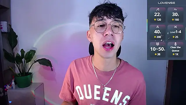 Snapshot of cameron_cum chatting on 02-24-25, 10:04 cameron cum online show from 02-24-25, 10:04