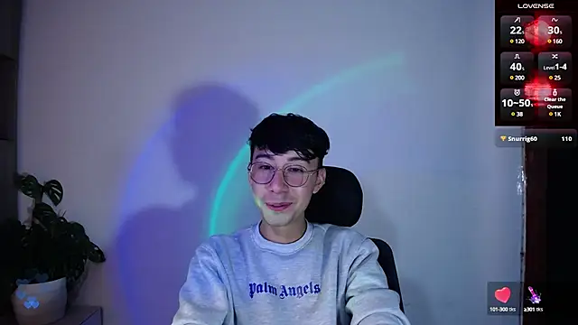 Snapshot of cameron_cum chatting on 03-19-25, 04:34 cameron cum online show from 03-19-25, 04:34