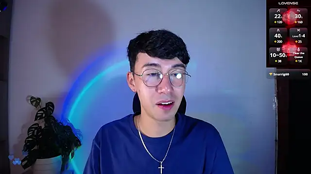 Snapshot of cameron_cum chatting on 03-20-25, 12:53 cameron cum online show from 03-20-25, 12:53