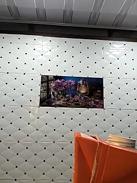 Snapshot of cameron_cum chatting on 09-12-25, 01:11 cameron cum online show from 09-12-25, 01:11