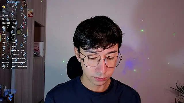 Snapshot of cameron_cum chatting on 09-16-25, 11:33 cameron cum online show from 09-16-25, 11:33