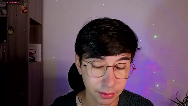 Snapshot of cameron_cum chatting on 09-23-25, 01:36 cameron cum online show from 09-23-25, 01:36