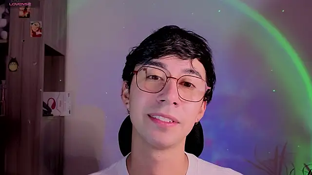 Snapshot of cameron_cum chatting on 09-27-25, 02:33 cameron cum online show from 09-27-25, 02:33