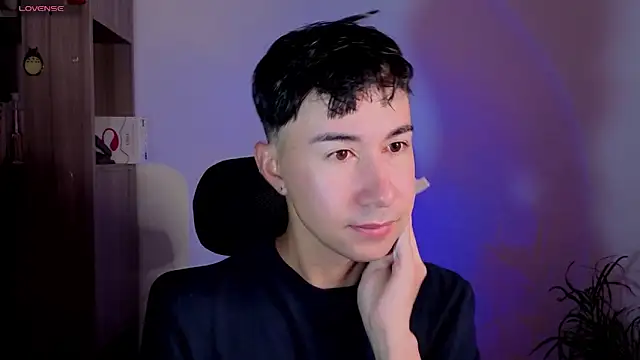 Snapshot of cameron_cum chatting on 10-01-25, 11:38 cameron cum online show from 10-01-25, 11:38