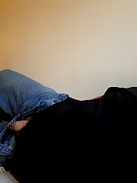 Snapshot of bluangelo chatting on 01-15-25, 02:35 bluangelo online show from 01-15-25, 02:35