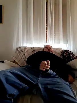 Snapshot of bluangelo chatting on 03-11-25, 07:58 bluangelo online show from 03-11-25, 07:58