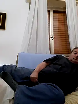 Snapshot of bluangelo chatting on 03-14-25, 09:00 bluangelo online show from 03-14-25, 09:00