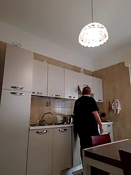 Snapshot of bluangelo chatting on 10-14-25, 08:15 bluangelo online show from 10-14-25, 08:15