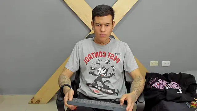 jamesinked  online show from 12-16-24, 06:16