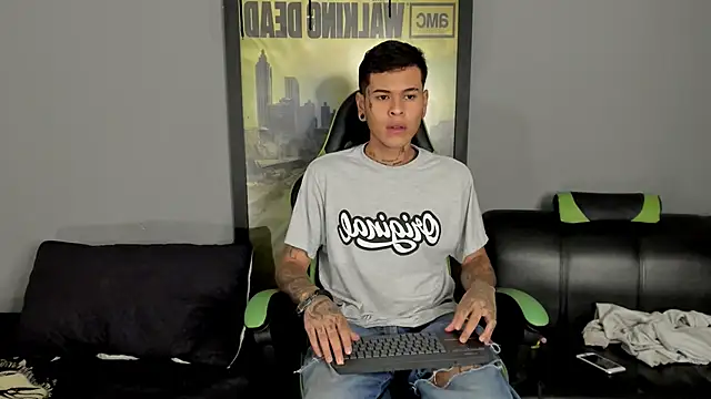 jamesinked  online show from 03-21-25, 04:18