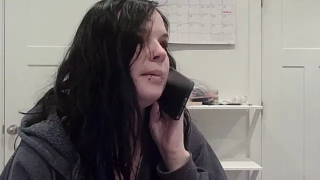 CherryWilde online show from 02-18-26, 04:47