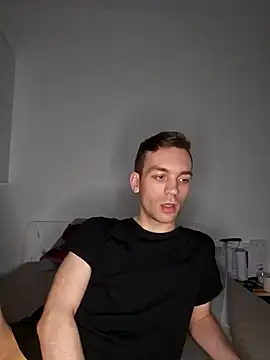 Snapshot of nickdtr chatting on 12-16-24, 05:00 nickdtr online show from 12-16-24, 05:00