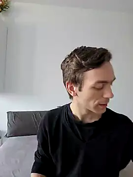 Snapshot of nickdtr chatting on 02-12-25, 11:29 nickdtr online show from 02-12-25, 11:29