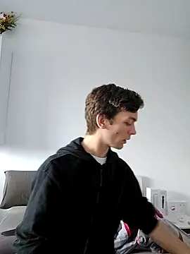 Snapshot of nickdtr chatting on 02-15-25, 01:38 nickdtr online show from 02-15-25, 01:38