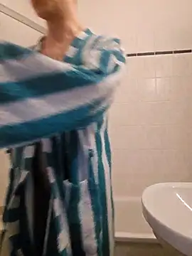 Snapshot of nickdtr chatting on 03-06-25, 03:24 nickdtr online show from 03-06-25, 03:24