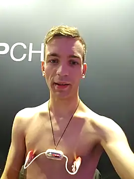 Snapshot of nickdtr chatting on 09-28-25, 09:36 nickdtr online show from 09-28-25, 09:36