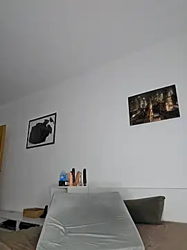 Snapshot of nickdtr chatting on 10-07-25, 08:06 nickdtr online show from 10-07-25, 08:06