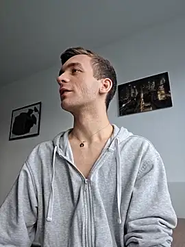 Snapshot of nickdtr chatting on 10-11-25, 01:42 nickdtr online show from 10-11-25, 01:42