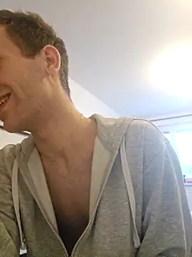 Snapshot of nickdtr chatting on 10-17-25, 06:05 nickdtr online show from 10-17-25, 06:05