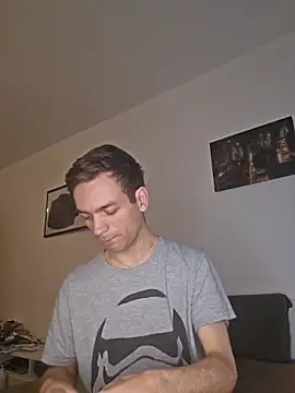 Snapshot of nickdtr chatting on 10-22-25, 04:07 nickdtr online show from 10-22-25, 04:07