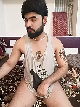 Snapshot of Chris_Strokes_69 chatting on 02-05-25, 11:34 Chris Strokes 69 online show from 02-05-25, 11:34