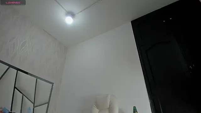 Victoriaa millers online show from 01-12-26, 07:08