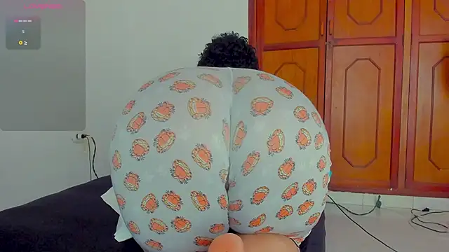 Snapshot of Mrskary chatting on 11-13-25, 04:17 Mrskary online show from 11-13-25, 04:17