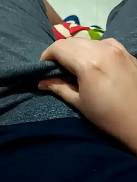 beautiful hands  online show from 02-06-25, 10:59