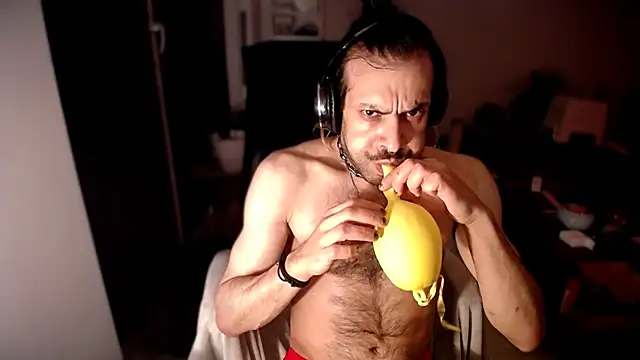 P4RtYBOII92 online show from 10-08-25, 10:51