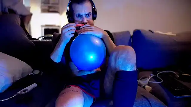 P4RtYBOII92 online show from 10-18-25, 03:24