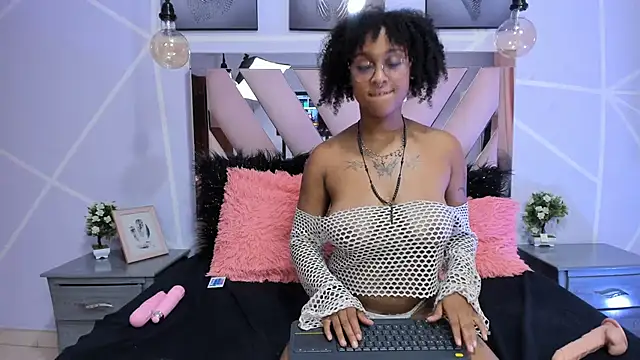 Elith noa online show from 02-09-25, 01:33
