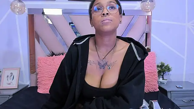 Elith noa online show from 02-11-25, 10:39