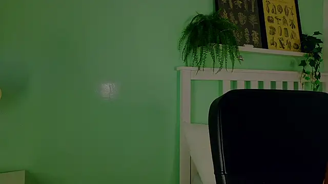 briannajackson  online show from 10-06-25, 11:40