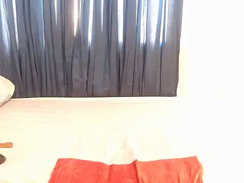 Snapshot of SexyMbalee chatting on 10-24-25, 09:17 SexyMbalee online show from 10-24-25, 09:17