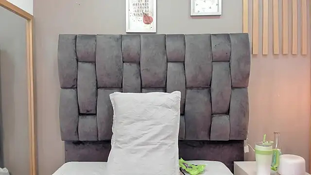 Snapshot of mariaa_fernanda chatting on 01-11-26, 04:28 mariaa fernanda online show from 01-11-26, 04:28