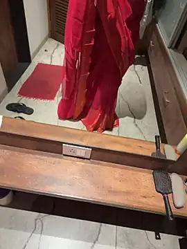 versatile guy01 online show from 10-10-25, 06:07