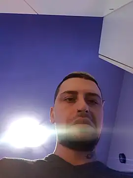 youngtrapboy online show from 10-08-25, 12:19