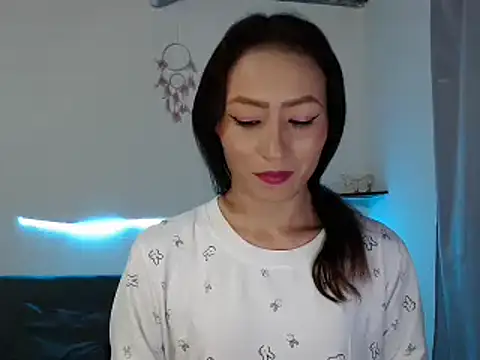 Sara-Guzman1 online show from 01-26-25, 10:02