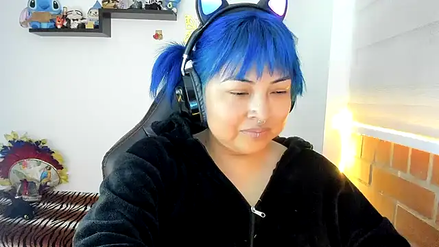 Snapshot of Shaddycute_ chatting on 10-22-25, 03:01 Shaddycute online show from 10-22-25, 03:01