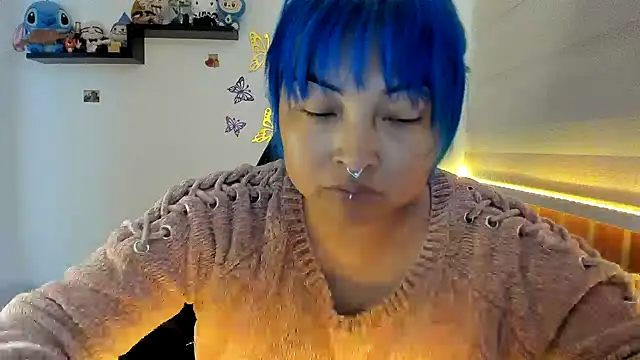 Snapshot of Shaddycute_ chatting on 11-12-25, 04:40 Shaddycute online show from 11-12-25, 04:40