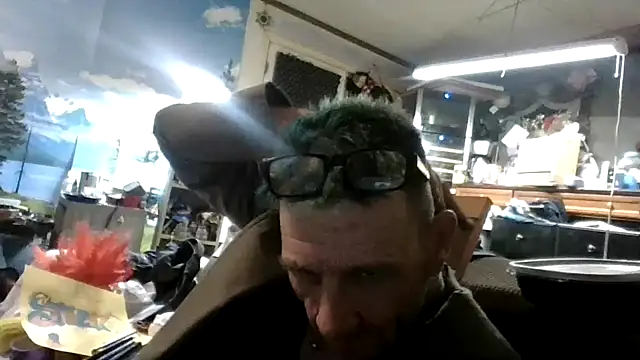 Snapshot of gettinit2wice chatting on 10-14-25, 12:50 gettinit2wice online show from 10-14-25, 12:50