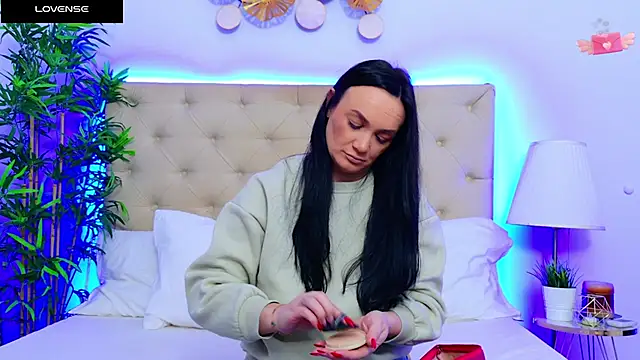 DaliyaArabian online show from 01-04-25, 01:10