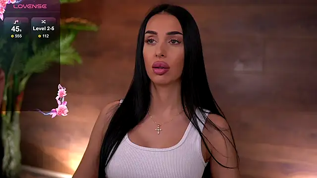 KairaAndrews online show from 11-19-25, 07:36