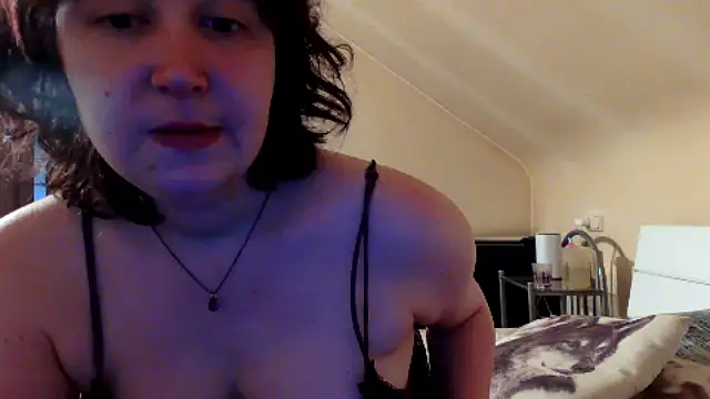 SexyLucie2024 online show from 10-25-25, 07:49