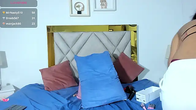 Snapshot of vahiolet_fuentes chatting on 02-15-25, 01:10 vahiolet fuentes online show from 02-15-25, 01:10