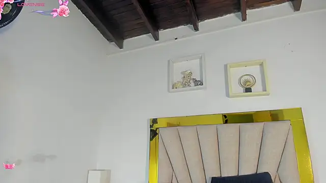 Snapshot of vahiolet_fuentes chatting on 09-13-25, 03:17 vahiolet fuentes online show from 09-13-25, 03:17