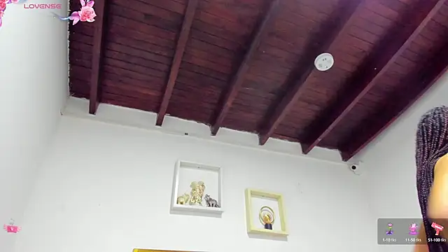 Snapshot of vahiolet_fuentes chatting on 10-02-25, 03:02 vahiolet fuentes online show from 10-02-25, 03:02