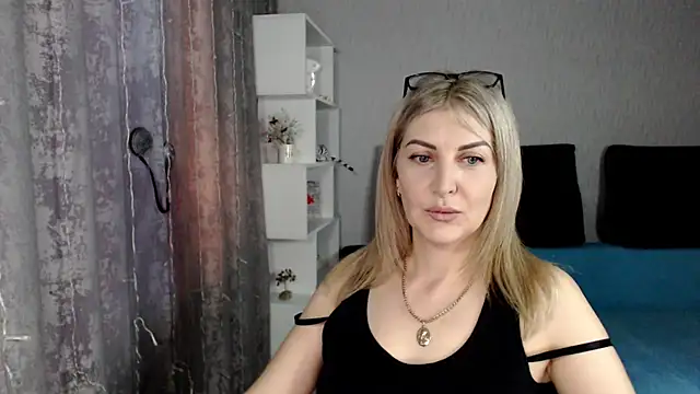 Amelia Harper online show from 03-13-25, 10:47